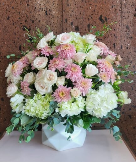 Cilindro ortencias y mini rosas