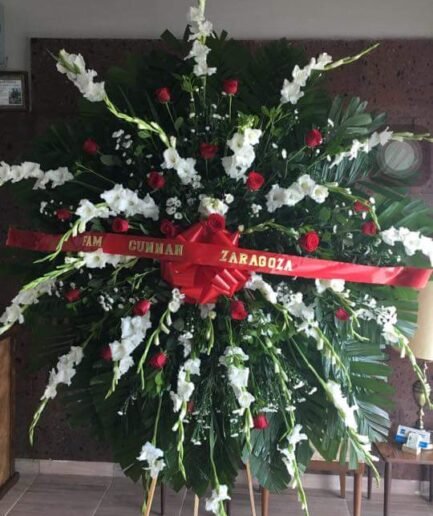 Corona Funebre Gladiola y Rosas - 25 Rosas y 25 Gladiolas