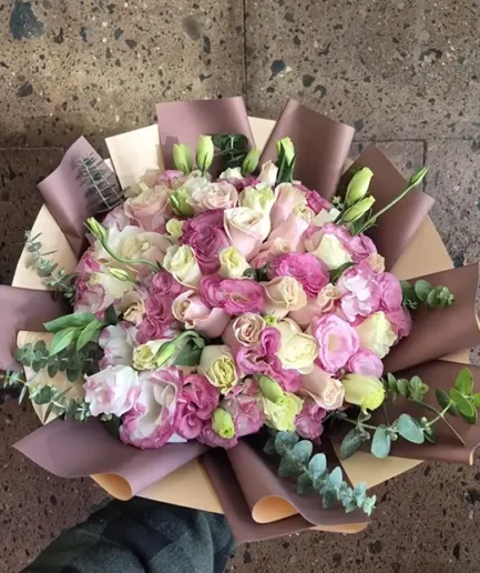 Ramo de 36 Rosas y Lisianthus