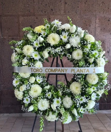 Corona Dona Polares y Rosas – Flores en Cd. Juárez
